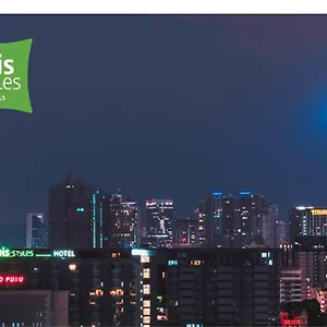 3* Hotel Ibis Styles Fraser Business Park